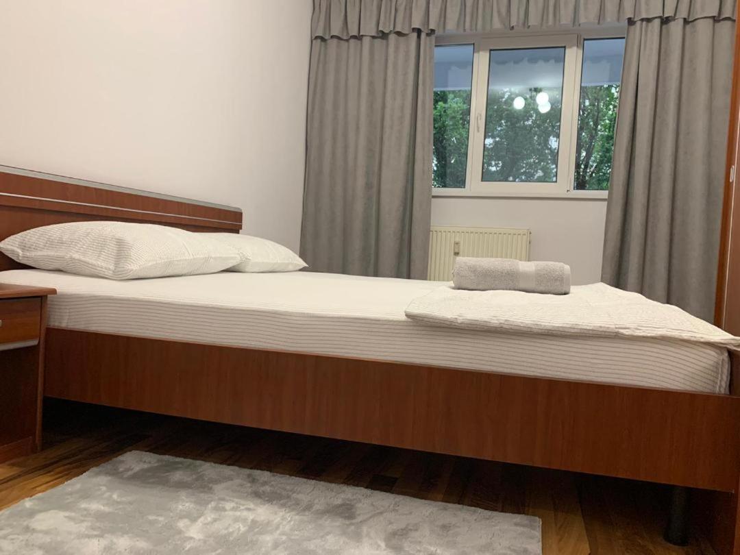 Eunice Apartament Oradea Luaran gambar