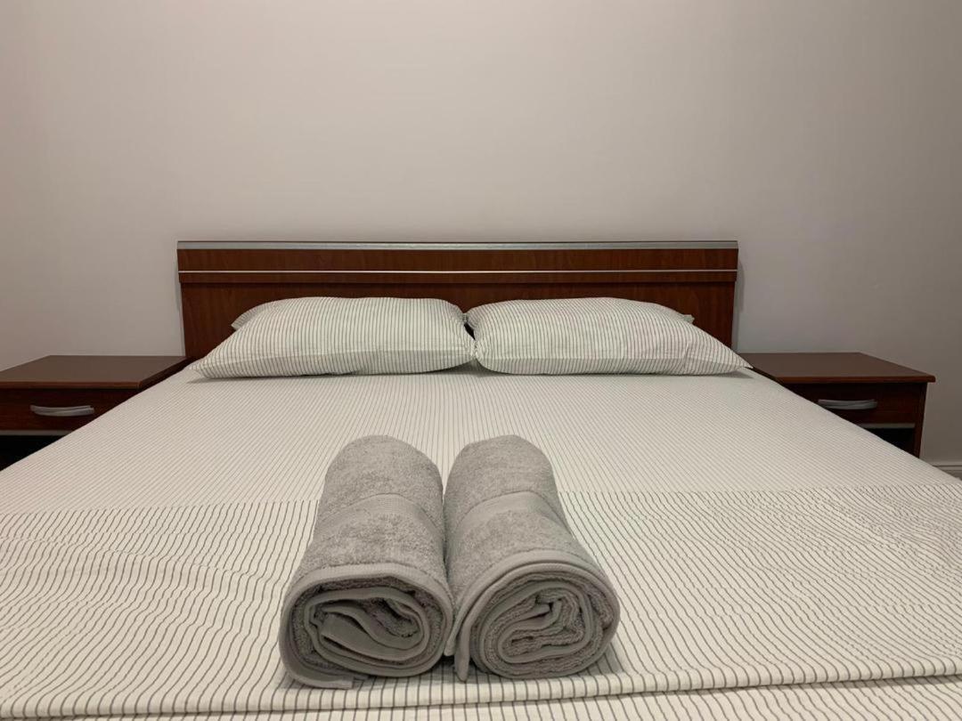 Eunice Apartament Oradea Luaran gambar