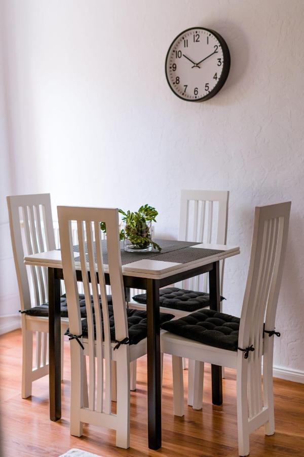 Eunice Apartament Oradea Luaran gambar